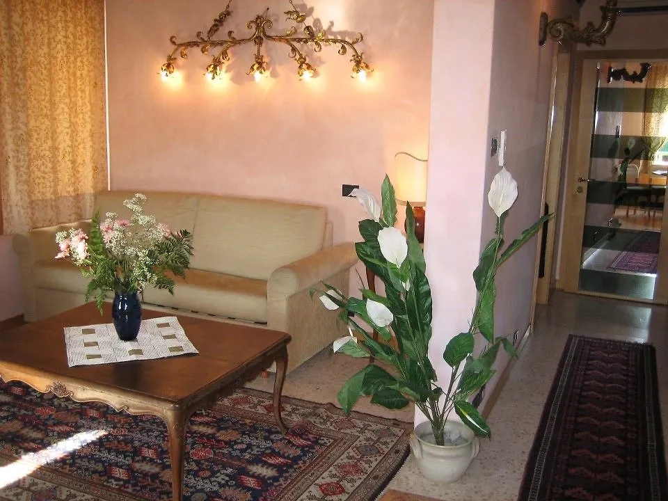Appartamenti San Simeon Venedik Otel